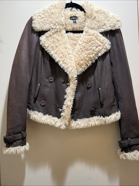 BEBE  Brown 100% Leather Belted  Jacket w/fur trim and lined biker jacket Sz. S